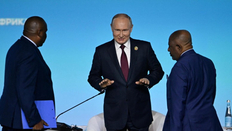 Putin: ”Atenția Rusiei față de Africa este în continuă creștere!”. Cum se căznește Kremlinul să găsească niște parteneri internaționali, de orice anvergură ar fi ei, care să arate că Rusia nu e complet izolată