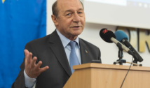 Alegeri București. Traian Băsescu: „Am venit la vot îngrijorat!” /„Suntem într-o dezbatere publică extrem de toxică şi care dezbină românii în momente în care ar trebui să fim solidari! Avem şi o propagandă formidabilă – nu îi tragem la răspundere pe cei care au făcut datoria, ci pe cei care încearcă să rezolve lucrurile”