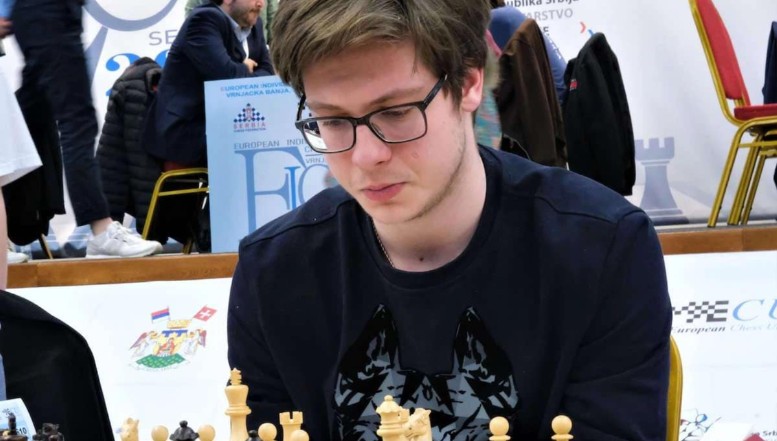 Un tânăr refugiat din Ucraina a adus României medalia de argint la Campionatul European de Șah