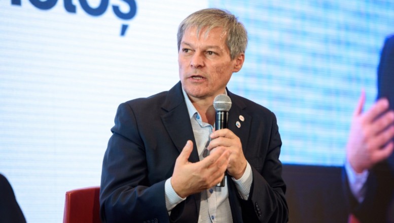 Congresul USRPLUS. Fost consilier prezidențial: "Nu cred că Cioloș mai poate pierde turul 2". Motivele