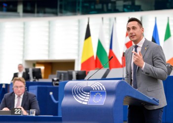 Europarlamentarul Vlad Gheorghe, după ce i-au fost respinse cererile de renumărare a voturilor: „Nu rămâne așa! Mergem în instanță! Voi sesiza toate instituțiile cu atribuții în domeniu din România și UE” / Elena Lasconi anunță, la RFI, că eurodeputatul independent ar putea reveni curând în USR