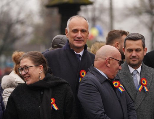 Cine ar putea fi noul ministru al Apărării. A fost coleg de clasă cu președintele Nicușor Dan la Făgăraș și administrator la o fermă de porci, până a ajuns senator USR de Timiș