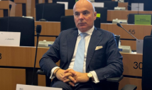 VIDEO Rareș Bogdan zice că nu a mai venit de un an pe la partid pentru că „s-a dedicat Parlamentului European” / Filfizonul de la Bruxelles s-a împăunat și cu rezultatele obținute de PNL în 2019, afirmând că el e cel care a dus partidul la 28%, pe când Ilie Bolojan nu a reușit mai mult de 14%