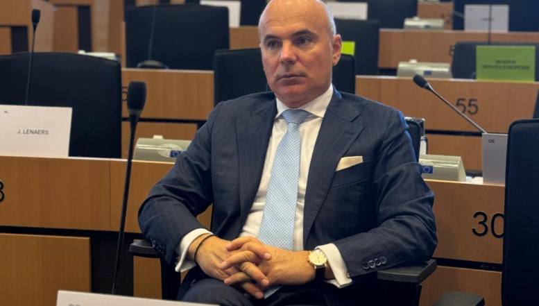 VIDEO Rareș Bogdan zice că nu a mai venit de un an pe la partid pentru că „s-a dedicat Parlamentului European” / Filfizonul de la Bruxelles s-a împăunat și cu rezultatele obținute de PNL în 2019, afirmând că el e cel care a dus partidul la 28%, pe când Ilie Bolojan nu a reușit mai mult de 14%