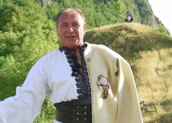 Artistul Nicolae Furdui Iancu va urca pe scenă la ”Serbările Memoriei”, în Munții Apuseni! Un eveniment dedicat memoriei partizanilor anticomuniști din Gruparea ”Șușman” de la Răchițele. Detaliile
