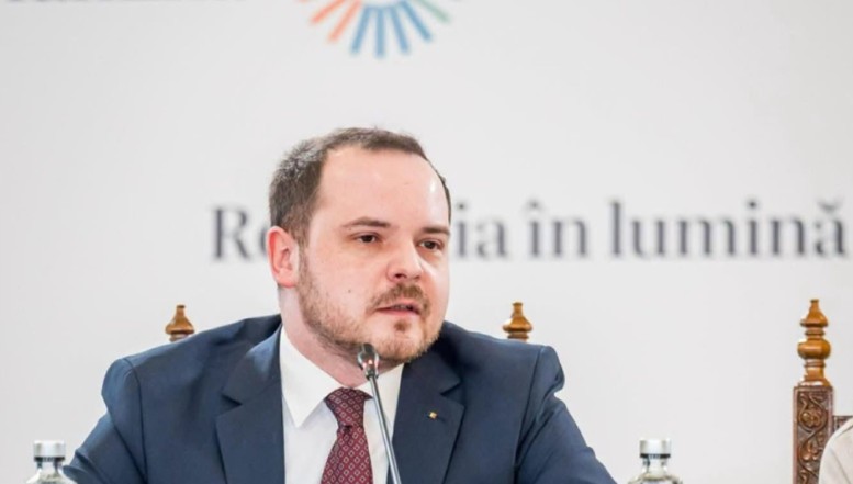 Nerușinarea obscenă a pesedistului Alexandru Rogobete. Lansează acuzații în stânga și-n dreapta, certând opinia publică că nu jubilează la „destructurarea” căminelor de la Dumbrava ca și cum Ministerul Sănătății nu ar fi fost gestionat în ultimii CINCI ANI de PSD! Primește însă o replică devastatoare