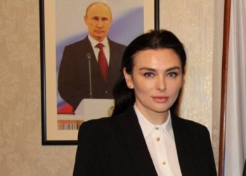 Victoria Furtună, una din politicienele din R.Moldova afiliate infractorului Ilan Șor, refuză să vină la audierile din România privind retragerea cetățeniei. Ea susține că nu a fost convocată oficial, printr-o citație, și că oricum are interdicție în UE