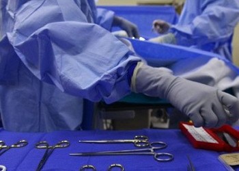 ÎNGROZITOR: o pacientă bolnavă de cancer a luat FOC pe masa de operație, la Spitalul Floreasca: „Femeia era în flăcări, am stins focul cu o găleată de apă”