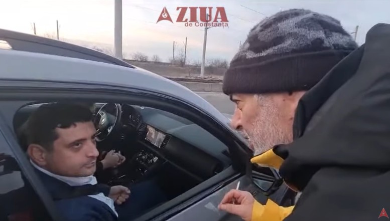 VIDEO George Simion, alungat și de la protestul din zona portului Constanța: "Tai-o cu hoții tăi!". Ce spune un protestatar despre președintele AUR: "E un parlamentar care nu caută decât scandal, să instige lumea"