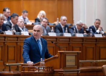 Liberalul Cătălin Moldoveanu: Subiectul recesiunii tehnice e folosit alarmist împotriva premierului Ilie Bolojan. Oamenii văd singuri că măsurile luate, deși dificile, dau rezultate și au pus România pe o traiectorie corectă