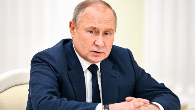 Un succes militar major al Ucrainei! Kremlinul recunoaște că "există riscul unei crize a combustibilului în Crimeea și, prin urmare, al izolării față de Rusia continentală"
