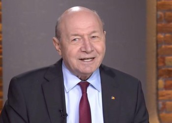 Traian Băsescu îl sfătuiește pe Nicușor Dan cum să răspundă invitației SUA de a se alătura Consiliului pentru Pace. „Președintele Trump trebuie să șfie că țările mai mici ca noi care nu au portavioane nucleare vor să funcționeze dreptul internațional. E singura pavăză certă” / Fostul ambasador republican al SUA la București îndeamnă România să nu se alăture