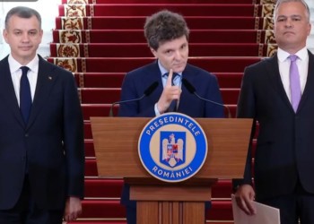 VIDEO Prin mutarea sa, Nicușor Dan părăsește tabăra reformatorilor și aderă la cea mai toxică grupare transpartinică. „Veștea este din gașca Predoiu, Thuma, Pauliuc. Este o nenorocire! E un întreg clan Veștea în zona Brașovului legat solid de tot felul de afaceri care de care mai puturoase”