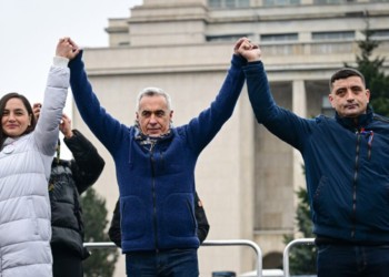 Mai multe grupuri și organizații civice solicită identificarea și incriminarea penală a celor care au servit interesele ostile ale Rusiei în România. Deopotrivă cu stabilirea vinovaților din cadrul serviciilor secrete