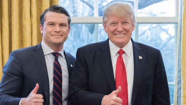 VIDEO. Reacții furibunde în Europa și SUA după declarațiile lui Trump și Hegseth cu privire la „pacea” Ucrainei cu Rusia. „Trădare!”, „Capitulare!” / Președintele SUA, acuzat că salvează regimul criminal de la Kremlin de pe buza prăpastiei economice. „Casa Albă ajută cel mai mare sponsor al terorismului să se refacă financiar pentru următorul atac”