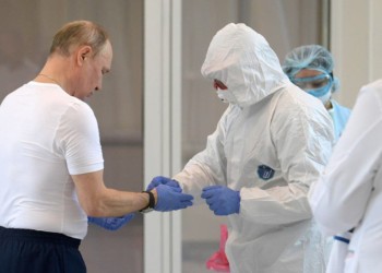 Rusia experimentează în stilul propriu cele mai dure măsuri împotriva celor nevaccinați: "Unii cetățeni ar putea pur și simplu să înghețe!"