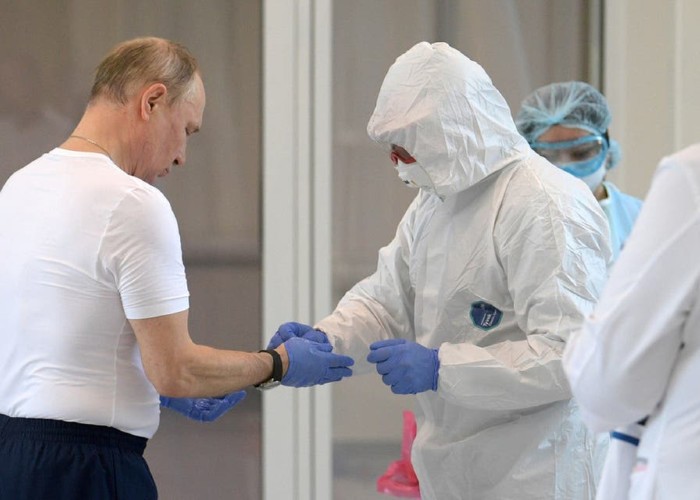 Rusia experimentează în stilul propriu cele mai dure măsuri împotriva celor nevaccinați: "Unii cetățeni ar putea pur și simplu să înghețe!"