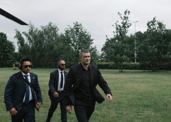 Rușii au celebrat demiterea lui Mihailo Fedorov din funcția de ministru al Apărării, în vreme ce ucrainenii se declară „șocați” de îndepărtarea acestuia, reclamând revenirea la vechile tactici sovietice de război care presupun un număr imens de pierderi umane