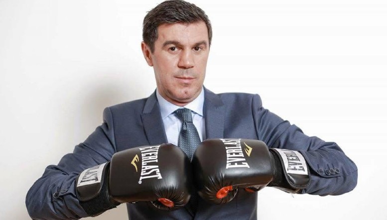 Legendarul Mihai Leu, primul campion al României la box profesionist, s-a stins din viață la doar 56 de ani. Fostul mare sportiv se retrăsese din box în urma unei accidentări, cu un palmares zdrobitor de 28-0, dintre care 10 victorii, prin KO!