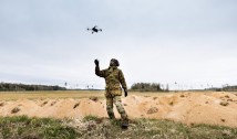 Paza bună trece primejdia rea! Estonia se pregătește intens pentru războiul modern, lansând cursuri publice de pilotare de drone