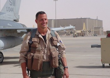 VIDEO. Cel mai bun pilot american de F-16, veteranul Dan Hampton, se oferă voluntar pentru a apăra cerul Ucrainei / El dezvăluie că mulți alți veterani NATO sunt gata să lupte de partea Kievului