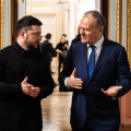 Premierul polonez Donald Tusk spune că țara sa trebuie să fie "prudentă" în ceea ce privește continuarea sprijinului financiar pentru Ucraina. Cum își justifică poziția care răcește și mai mult relațiile polono-ucrainene