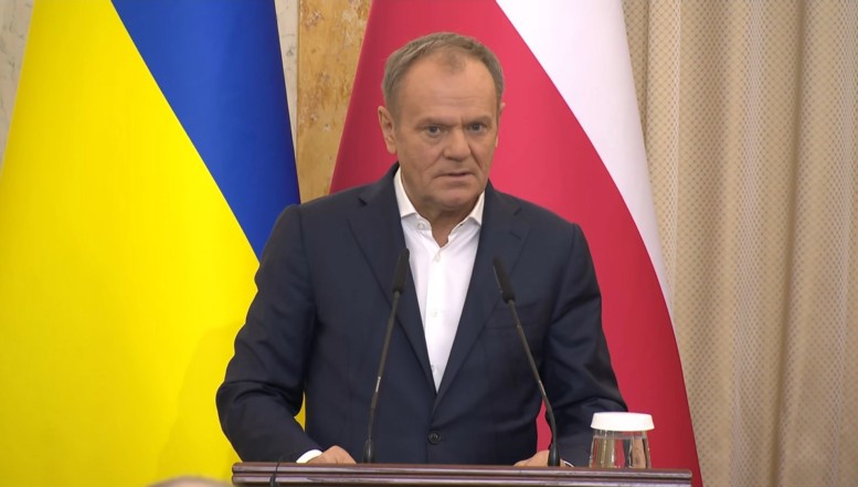 Polonia e siderată! Nu a primit nicio informare oficială de la Washington privind suspendarea ajutorului militar către Ucraina. Numeroase arme americane se află acum în depozitele sale. Fostul președinte polonez Lech Wałęsa, legendar disident anticomunist, se declară public revoltat și scârbit de felul în care a fost tratat Volodimir Zelenski de către liderii americani
