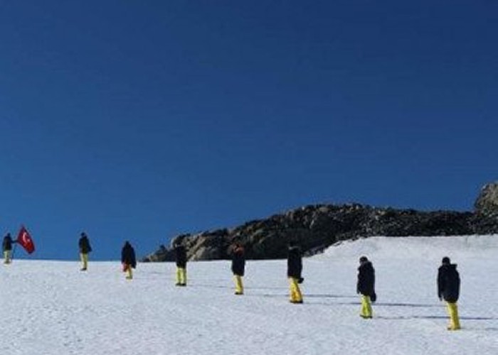 Erdogan vrea să transforme Turcia într-o putere… polară! Tratatul Antarcticii și interesele Ankarei 
