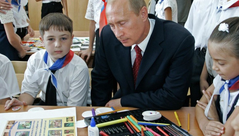 Ministerul Educației din Rusia anunță că propaganda criminală a Kremlinului va deveni materie școlară