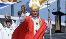Se împlinesc 19 ani de la plecarea la Domnul a Sfântului Părinte Papa Ioan Paul al II-lea, principalul artizan al căderii comunismului în Europa Răsăriteană. ”Noi îl vrem pe Dumnezeu!”