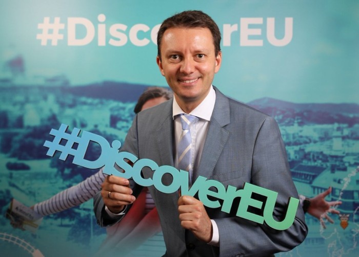 Socialiștii de la Bruxelles au încercat să dea o lovitură României, dar nu au reușit. Siegfried Mureșan anunță o victorie majoră: "Putem spune cu certitudine că țării noastre îi vor reveni 79,9 miliarde euro!"