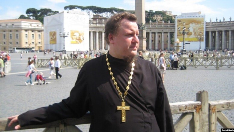 ”Ortodoxia” la ruși. Clerici și monahi homosexuali din ”Biserica” FSB-istă Rusă. Cazul lui Artem Amfian Vecelkovski