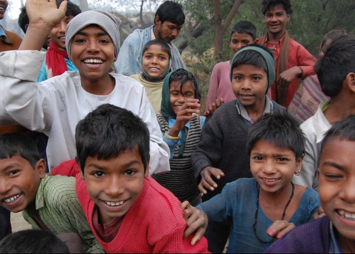 India, anunț surprinzător: introducerea limitei de doi copii/familie în două state foarte populate. Măsura a fost în vigoare în China comunistă până de curând