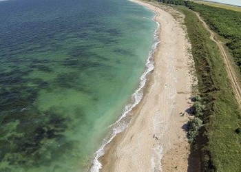 Cotropitorii. Cum au umplut românii de rahat una din cele mai frumoase plaje din Bulgaria