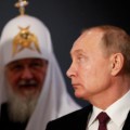Numărul rușilor care frecventează biserica a scăzut abrupt din cauza subordonării totale a Patriarhiei ruse față de Kremlin. Care sunt rezultatele unui studiu recent