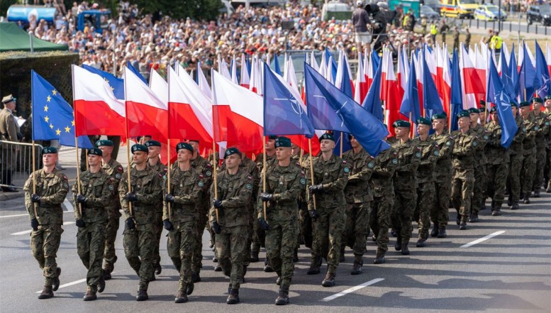 Polonia își propune să cheltuiască 5% din PIB pentru apărare în cursul anului viitor. Precizările ministrului polonez al Apărării