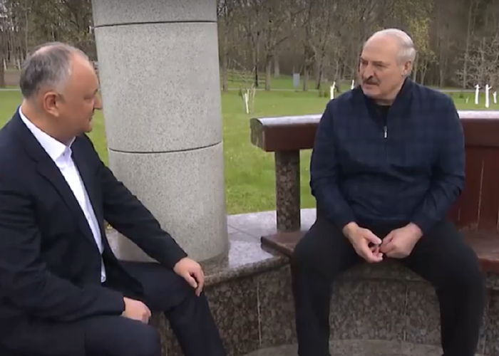 VIDEO Culmea degenerării: Dodon îl laudă pe dictatorul Lukașenko pentru modul brutal în care a reprimat protestele din Belarus