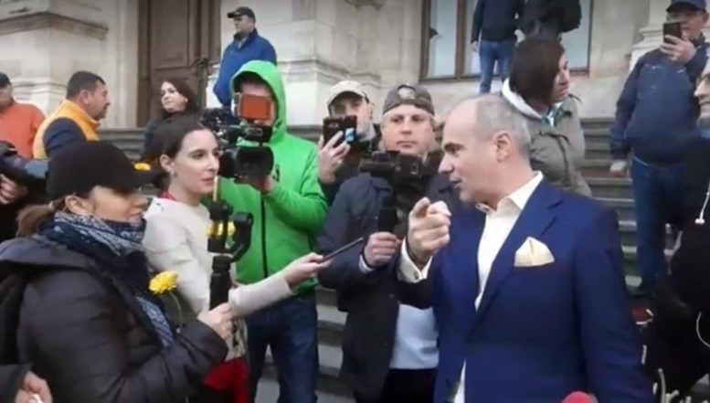 VIDEO EXCLUSIV Rareș Bogdan prezintă ce i-au transmis cetățenii în primele zile de campanie: "Este o reacție extraordinară!"