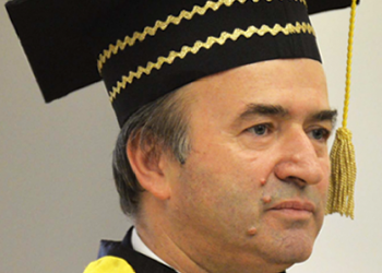 Tudorel Toader, premiat de PSD cu mandate nelimitate de rector. Senator USR: ”Își creează un sistem de vasalitate și de complicități”