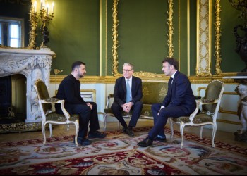 Surse diplomatice: Macron, Starmer și Zelenski ar putea merge împreună la Casa Albă pentru o întâlnire cu Donald Trump