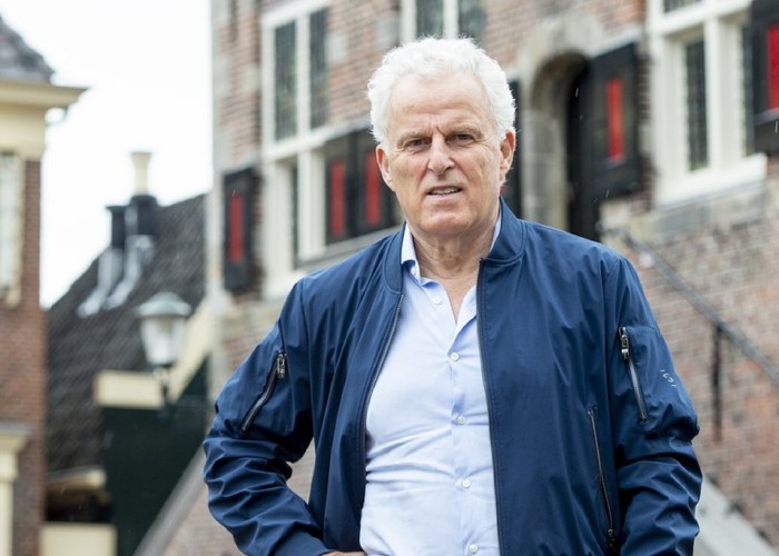 VIDEO. Temutul jurnalist de investigații Peter R. de Vries, amenințat deja cu moartea de lumea interlopă, a fost împușcat în cap pe o stradă din Amsterdam