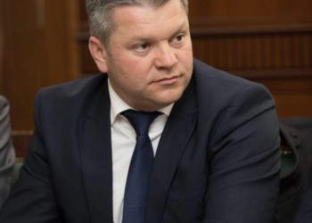 Liberalul Marius Cocu Loghin țințește șefia Departamentului pentru relația cu R. Moldova. Are însă PROBLEME CU DECLARAȚIA DE INTERESE: a „uitat” să menționeze că este directorul unei firme englezești