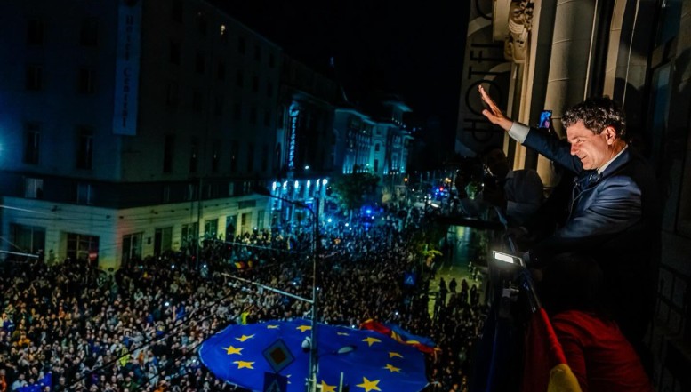 USL-iștii din PSD și PNL fac tot posibilul să amâne scrutinul pentru Primăria Capitalei / Premierul Bolojan e prudent, vorbind despre lipsa consensului în coaliție, însă edilul Ciprian Ciucu spune vinovaților pe nume: Sorin Grindeanu care blochează discuțiile pentru alegeri, sub pretexte penibile, și gașca lui Hubert Thuma de la Ilfov și București