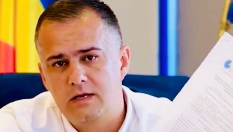 Campania murdară dusă de PSD Bacău. Primarul Lucian Viziteu: "Timp de câteva săptămâni, propaganda pesedistă a umplut orașul cu zeci de mii de flyere mincinoase în care mă acuzau pe mine de creșterea prețului la apă potabilă"