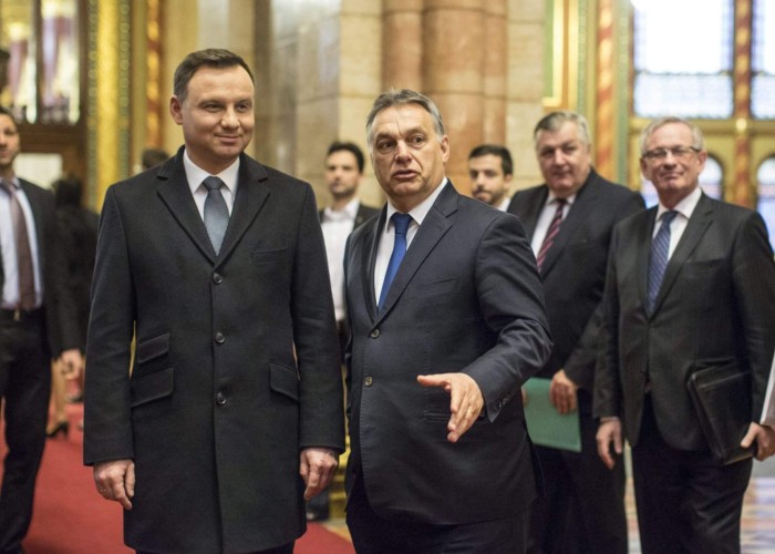 Victorie majoră a Poloniei și a Ungariei: UE are buget în urma unui compromis care pune capăt îndelungatului război împotriva celor două țări din cauza politicii lor conservatoare