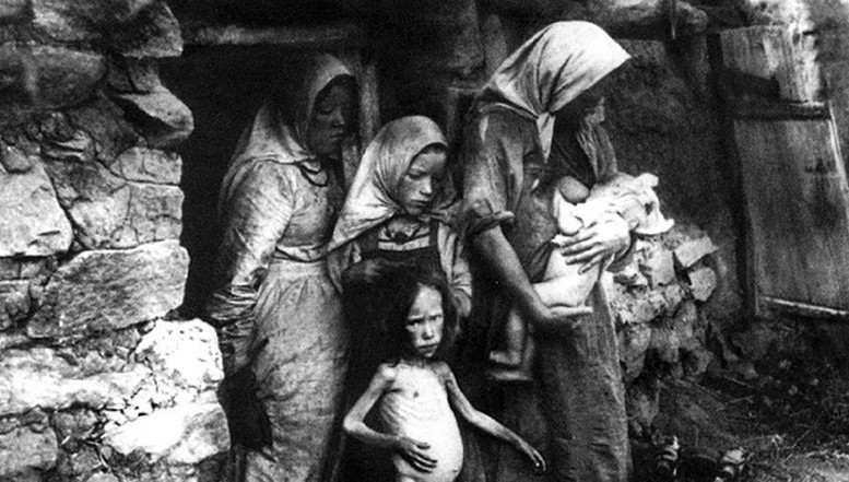 Cum i-a salvat Marea Unire de la 1918 pe românii și ucrainenii din nordul Bucovinei de foametea din 1921-1923 dar și de Holodomorul organizat de ruși. Ulterior, Stalin se va răzbuna pe români și ucraineni, înfometând Bucovina de Nord