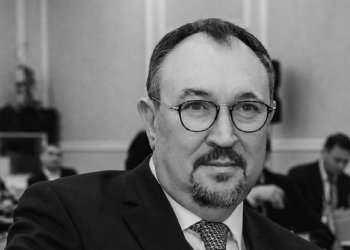 Sfârșitul ultimului imperiu imaginar sau Austerlitzul ”Marelui Combinator”