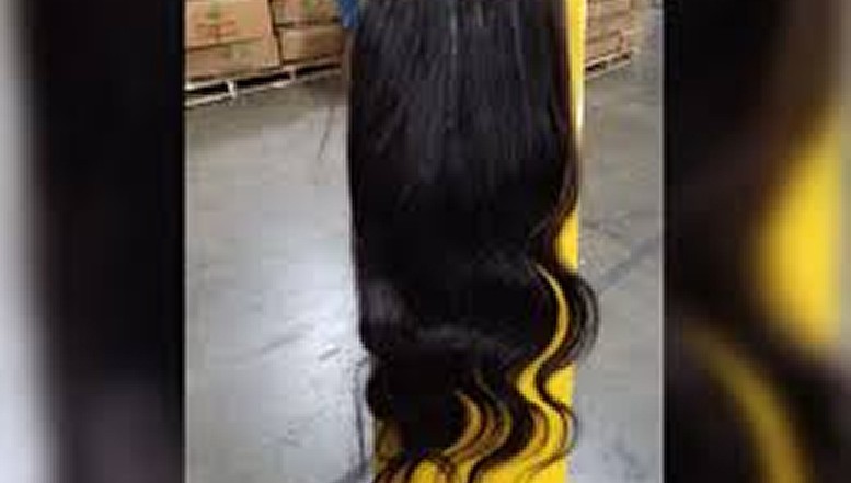 Abominabilul comerț al Chinei comuniste: 13 tone de peruci din părul femeilor închise în lagărele de ”reeducare” au fost reținute de Serviciul vamal al SUA