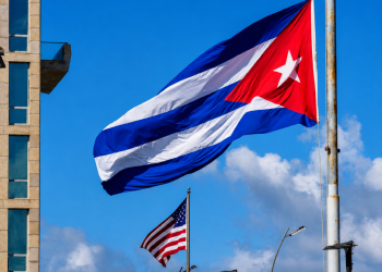 Au fost anunțate reforme istorice în Cuba, pe fondul presiunilor exercitate de SUA și al crizei energetice fără precedent. Descentralizarea economiei cubaneze