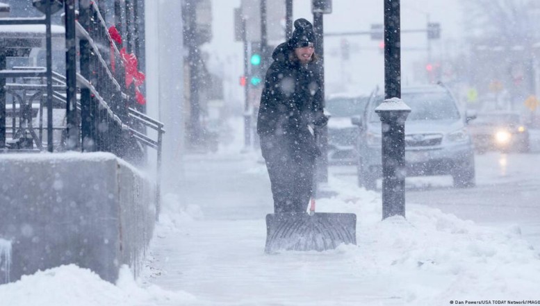 SUA: jafurile din magazine au luat amploare în timpul furtunilor de zăpadă